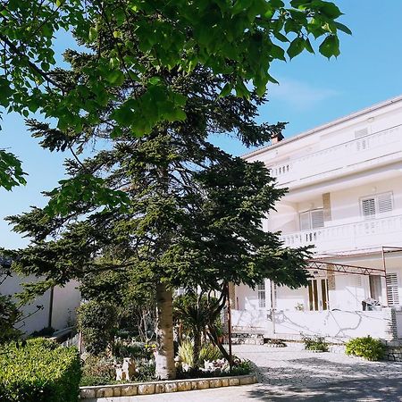Pahljina Apartments Palit エクステリア 写真